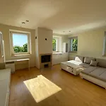 Spacious 3-bedroom With Sauna פארנו