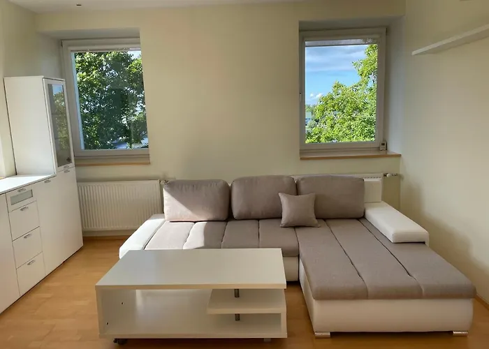 Spacious 3-bedroom With Sauna * بارنو